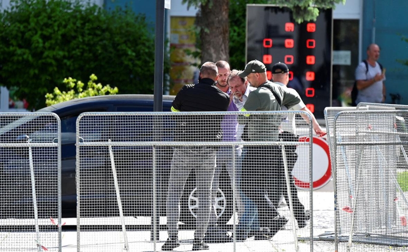 Стрелявший в Фицо оказался писателем