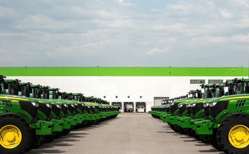 Суд наложил арест на бывший склад чешской PPF в России