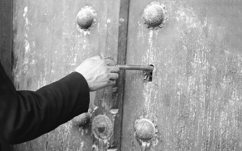 Суд назначил 10 месяцев обвиняемому в перекрытии дорог на акции в Москве