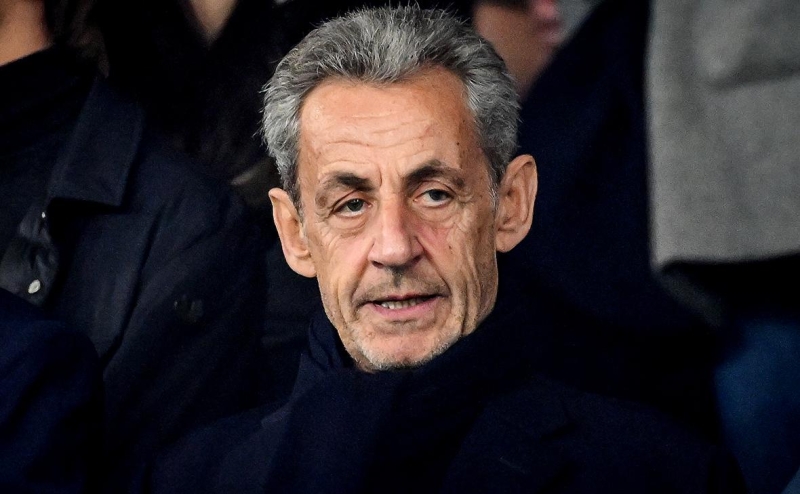 Суд освободил Николя Саркози из тюрьмы