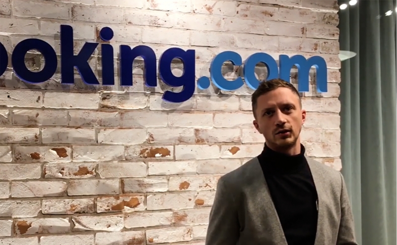 Суд раскрыл выручку Booking.com в России