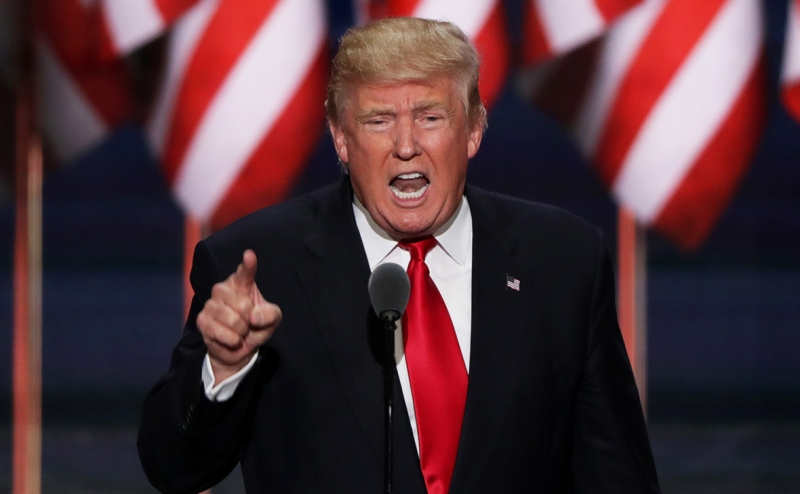 Суд в Британии обязал Трампа выплатить автору досье на него $820 тыс.