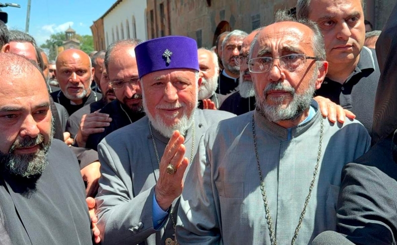Суд в Ереване арестовал главу Ширакской епархии
