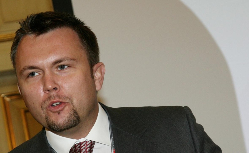 Суд заочно арестовал экс-главу правления группы ГАЗ Эберхардсона