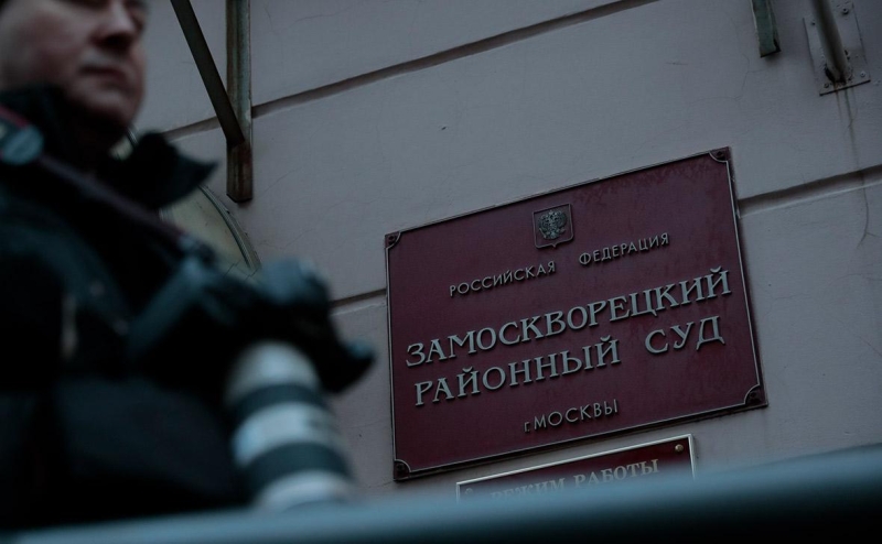 Суд запретил разбирательство по торговой марке водки «Хортиця» на