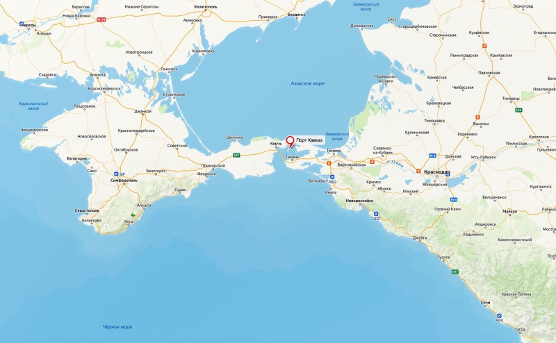 Судно с моряками из Сирии и Египта подало сигнал бедствия у порта