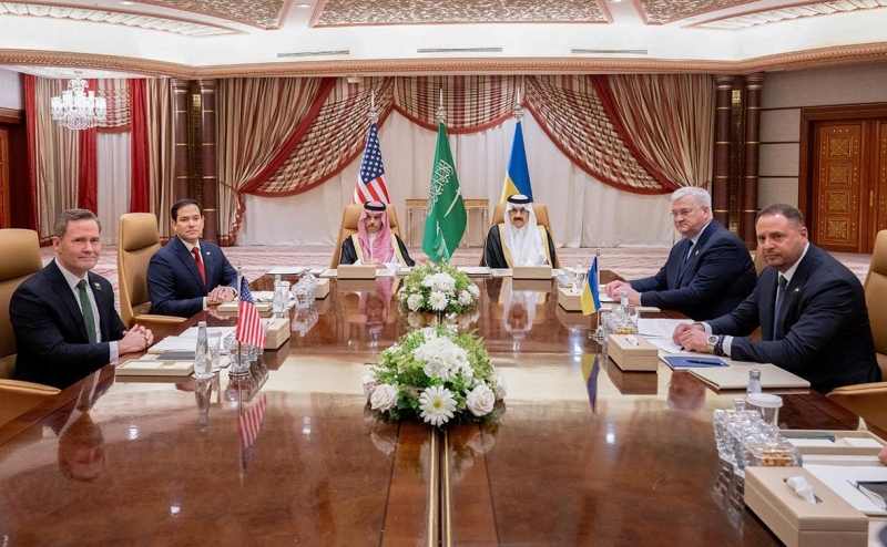 &laquo;Суспільне&raquo; сообщил, что США и Украина обсуждали в первом раунде