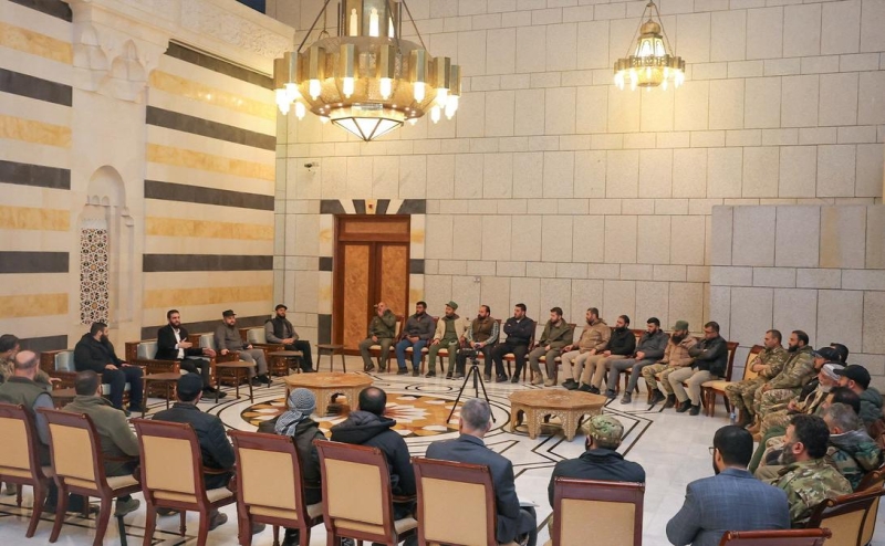 Свергнувшая Асада группировка провела военный парад в Дамаске. Видео