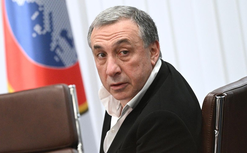 Связываемый с Гинером банк перешел в собственность Украины