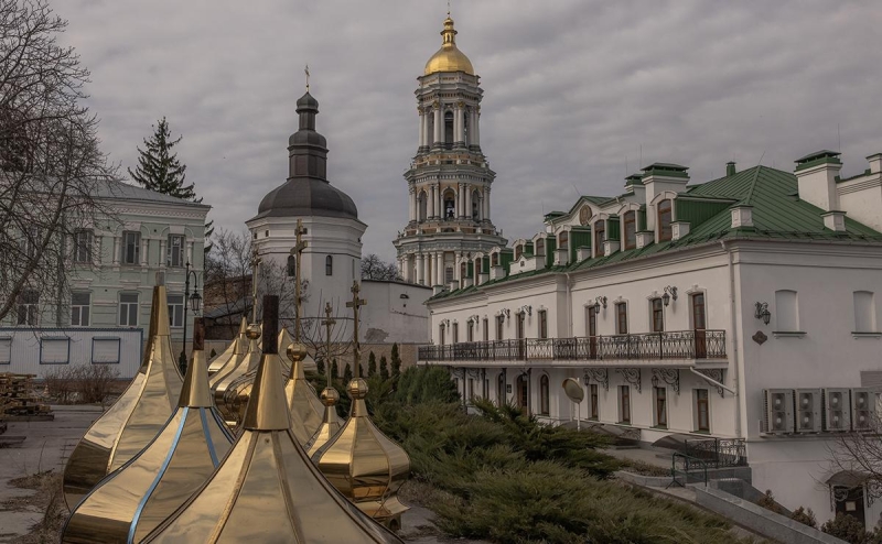 СВР заявила о договоренности Киева и ЮНЕСКО о вывозе мощей из лавры