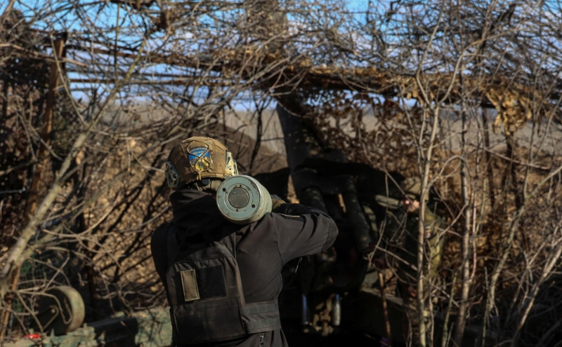 Telegraph объяснила превращение Макрона «из голубя в ястреба» по