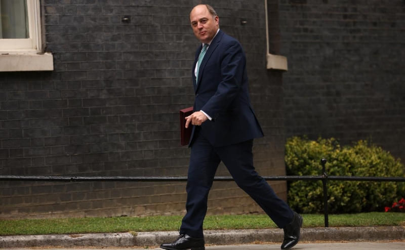 Telegraph узнал, что США не дали Уоллесу возглавить НАТО из-за F-16 и