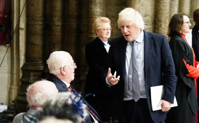 The Sun узнал о &laquo;тайной миссии&raquo; тори по возврату Джонсона в политику