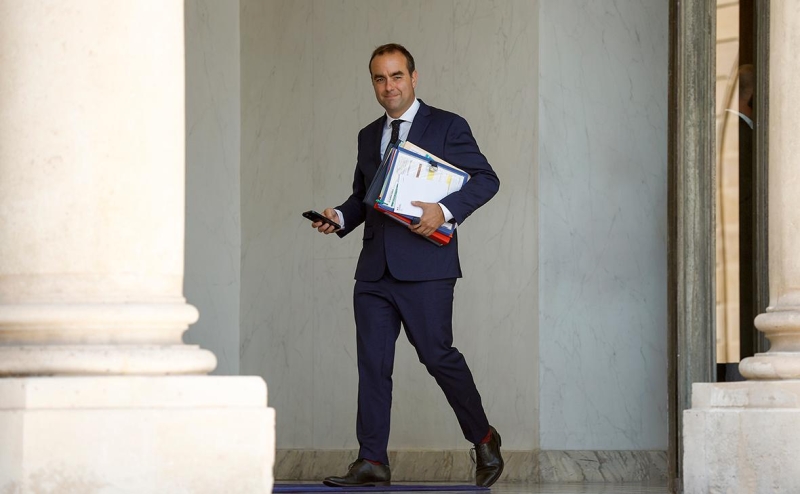 The Times назвала Макрона &laquo;хромой уткой&raquo;