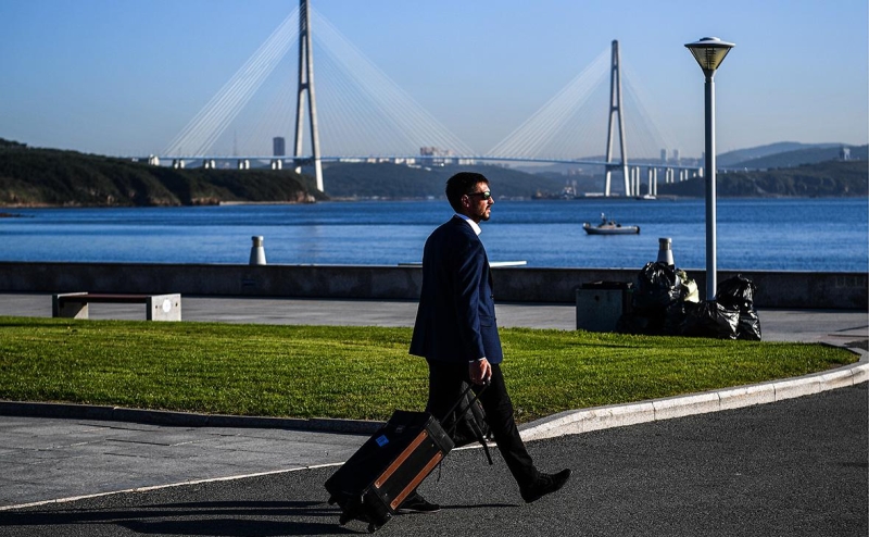 «Тинькофф» сменил регистрацию с Кипра на остров Русский