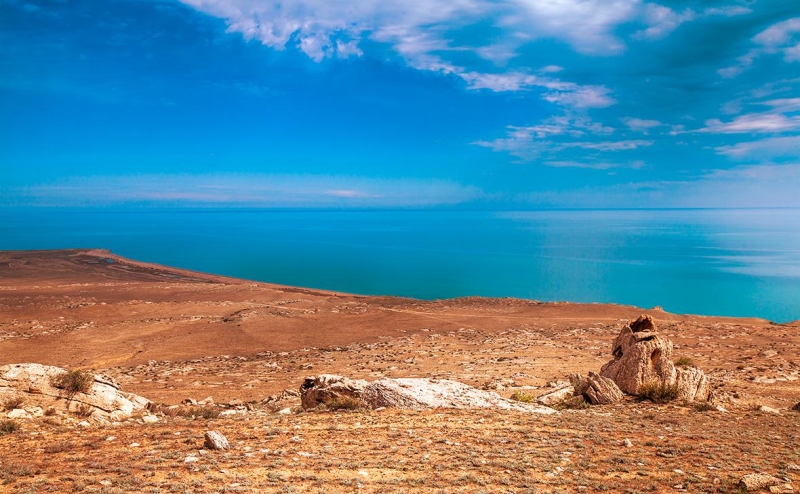 Токаев назвал плачевной ситуацию с обмелением Каспия