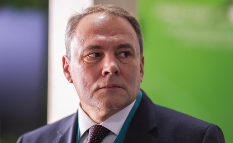 Толстой допустил новые изменения Конституции России