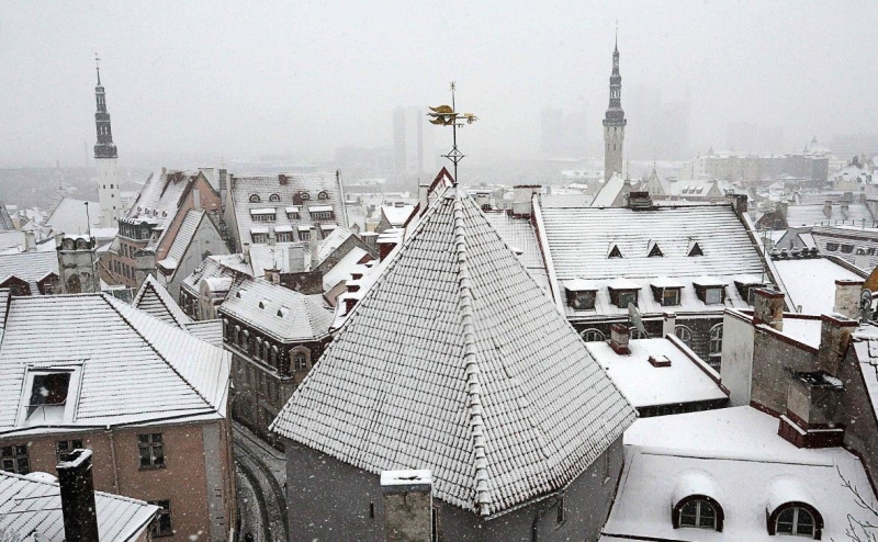 Торговый центр &laquo;Времена года&raquo; продали &laquo;Киевской площади&raquo; Года Нисанова