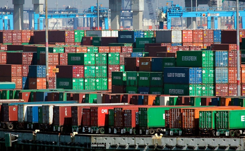 Трамп объявил о немедленном повышении пошлин для Китая до 125%