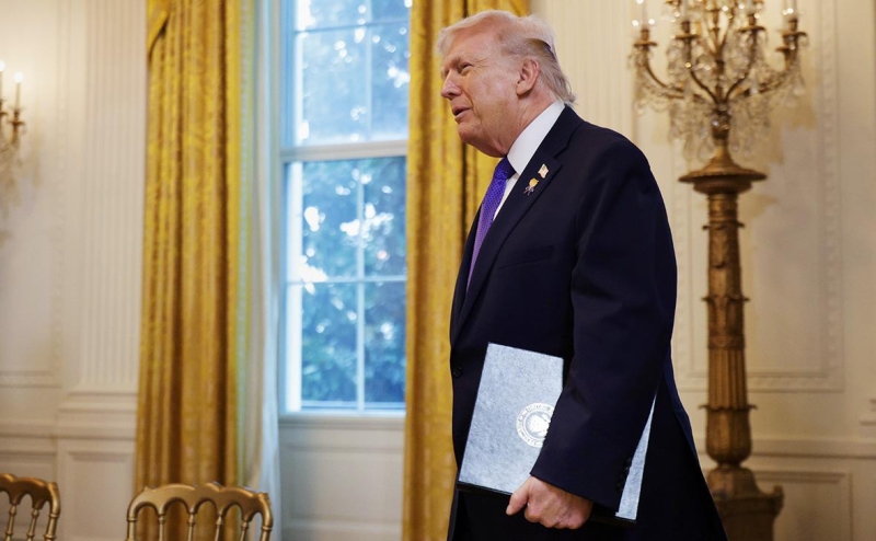 Трамп подписал указ о заморозке выручки от продажи венесуэльской нефти