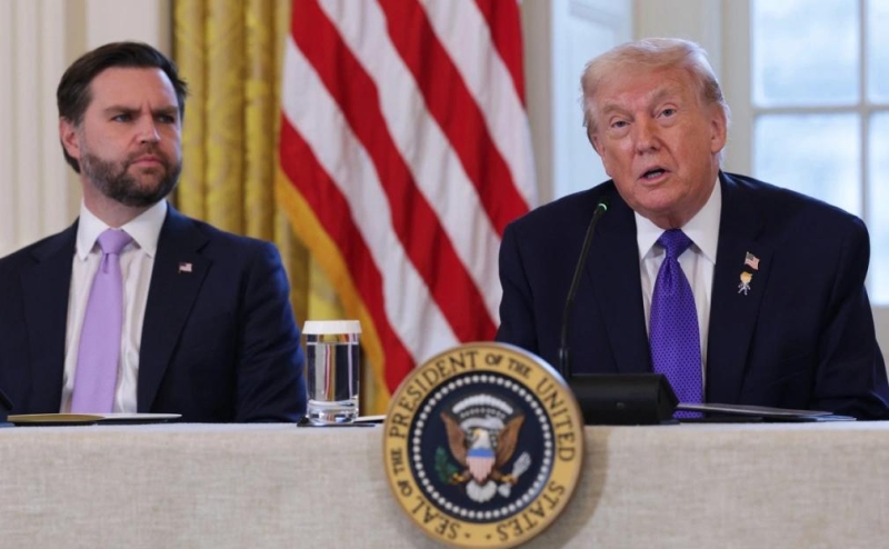 Трамп призвал американцев покинуть Иран