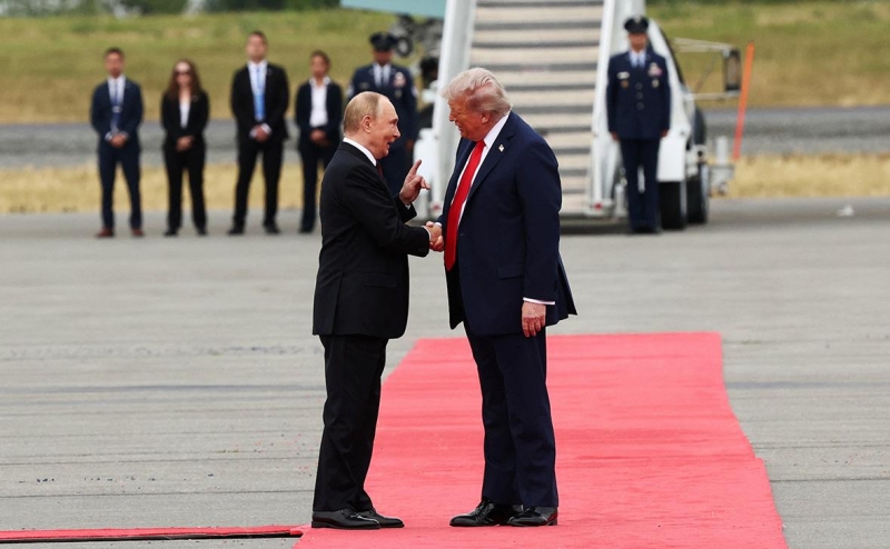 Трамп сравнил снимок со встречи с Путиным с фото Никсона и Хрущева