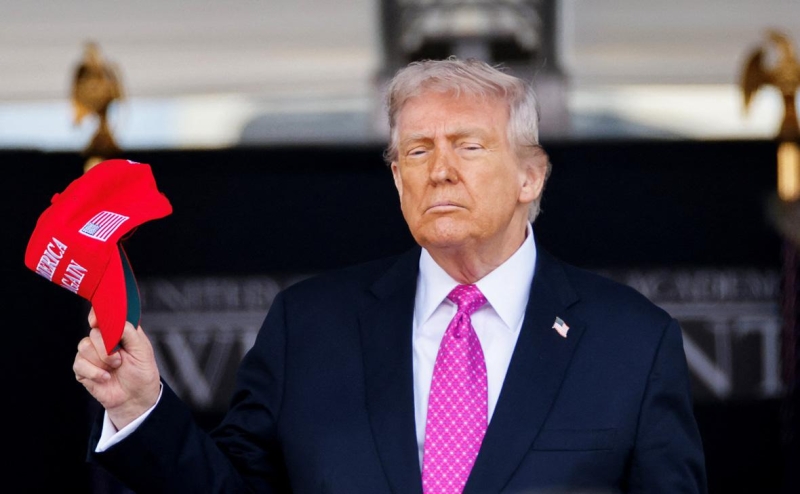 Трамп заявил, что без него с Россией случилось бы много плохого