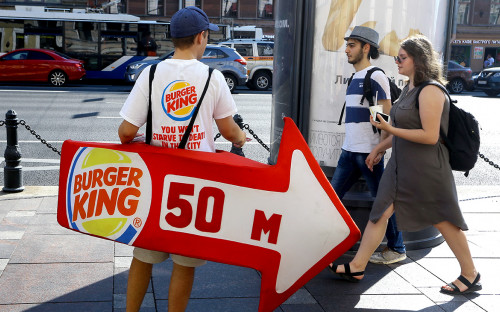 Траты россиян на фастфуд выросли почти на четверть