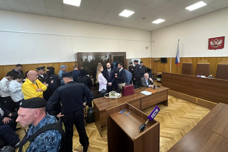 Три генерала МВД получили от 10 до 12,5 лет колонии