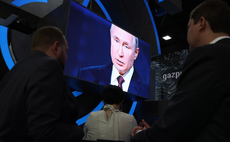 Турагентства сообщили, где россияне могут привиться иностранной вакциной