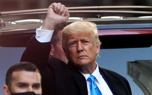 Twitter заблокировал аккаунт для репостов с нового сайта Трампа