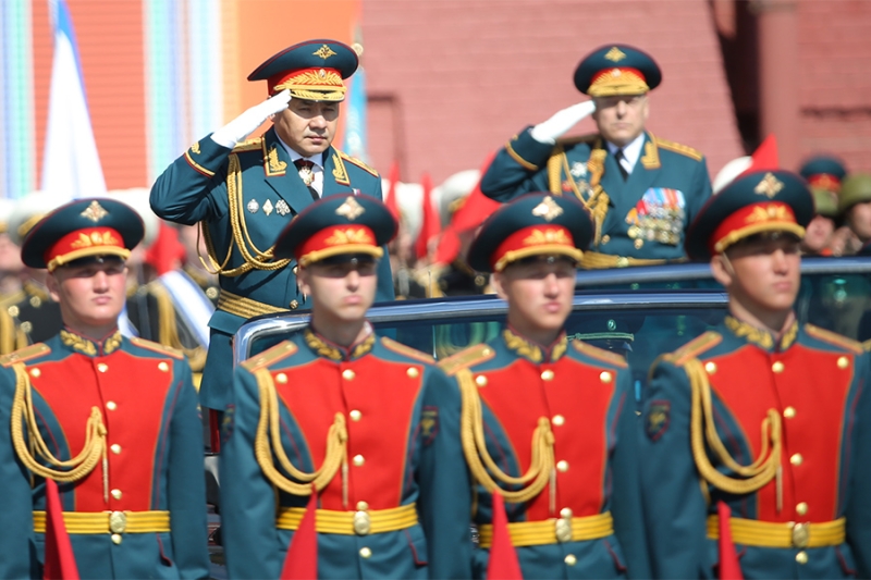 Уэльский полк и шествия под дождем: как проходили юбилейные парады