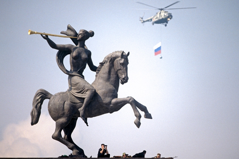 Уэльский полк и шествия под дождем: как проходили юбилейные парады