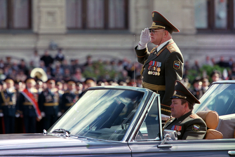 Уэльский полк и шествия под дождем: как проходили юбилейные парады