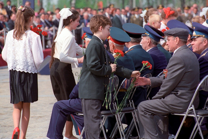 Уэльский полк и шествия под дождем: как проходили юбилейные парады