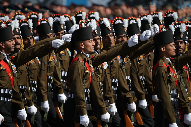 Уэльский полк и шествия под дождем: как проходили юбилейные парады