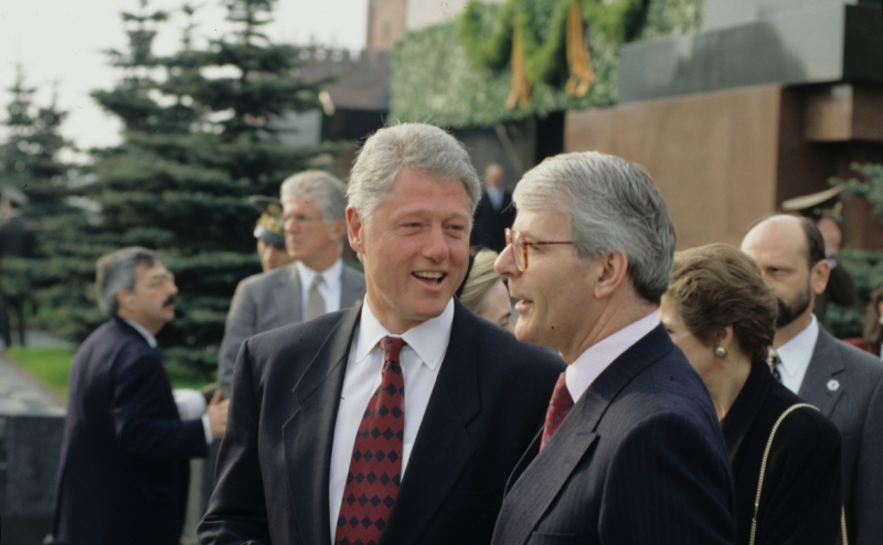 Уэльский полк и шествия под дождем: как проходили юбилейные парады