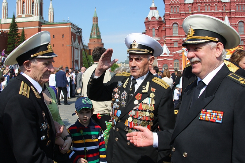 Уэльский полк и шествия под дождем: как проходили юбилейные парады