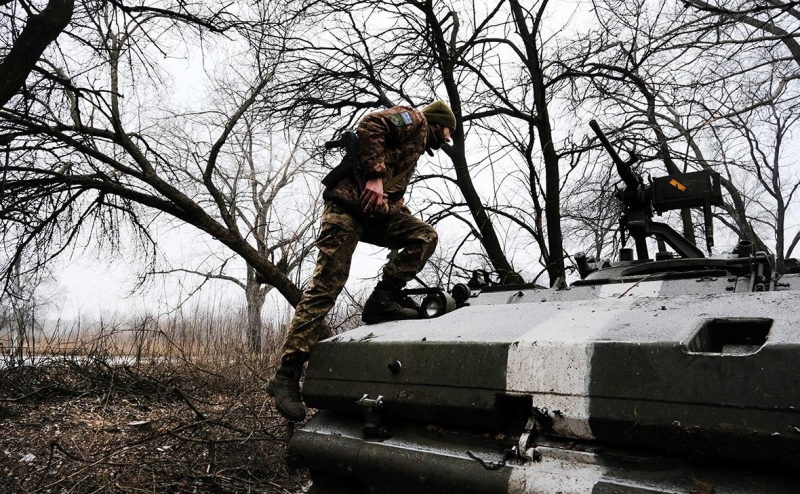 Украина получила за год только половину из обещанных Западом денег