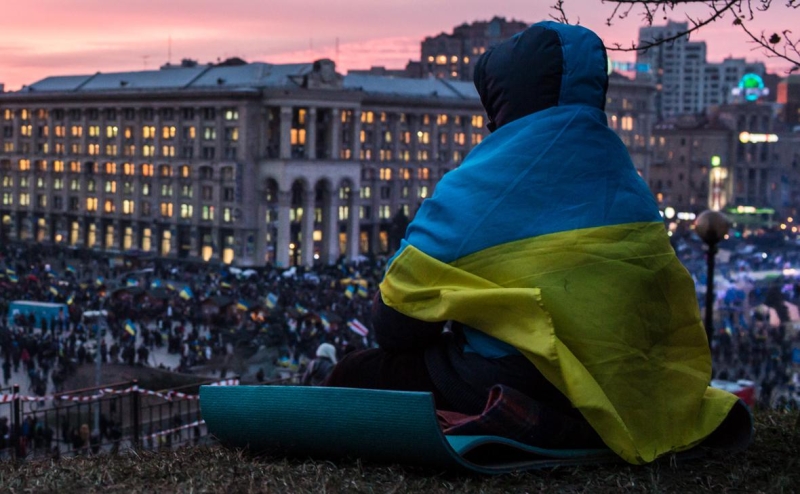 Украинцы вышли на Майдан из-за законопроекта о наказании военных