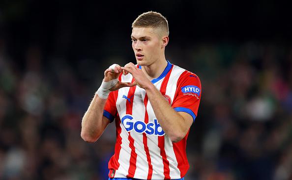 Украинский футболист признан лучшим игроком месяца в чемпионате