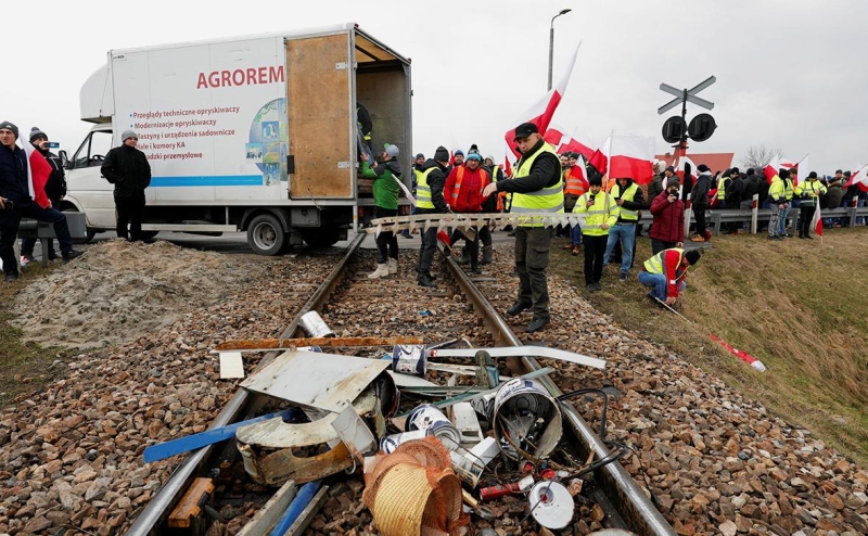 Украинский министр сообщил о «зерновой диверсии» на ж/д станции в