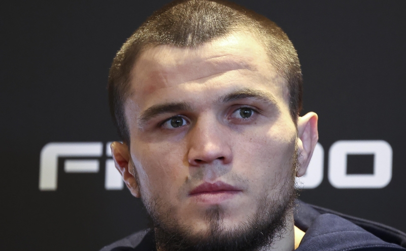 Умар Нурмагомедов продлил победную серию в UFC