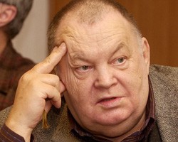 Умер автор песни «Александра» из «Москва слезам не верит» Дмитрий