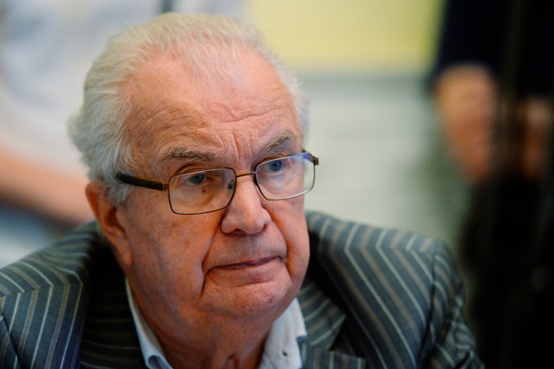 Умер известный иллюзионист Эмиль Кио. Каким его запомнят?