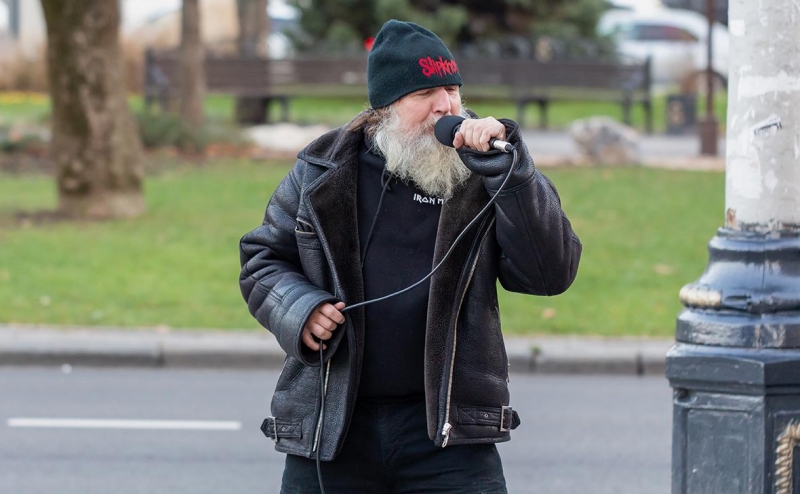 Умер заслуженный артист России Роман Улыбин