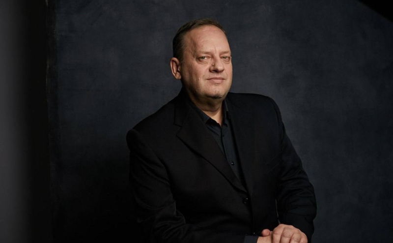 Умер заслуженный артист России Роман Улыбин