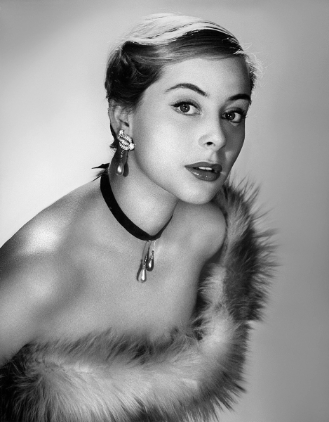 Умерла звезда фильмов «Фанфан-тюльпан» и «Дневная красавица» Женевьев