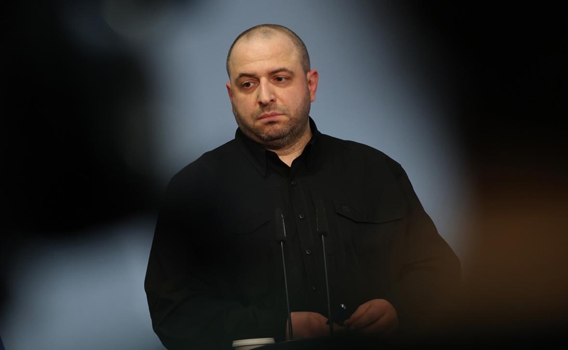 Умеров вернулся на Украину на фоне коррупционного скандала