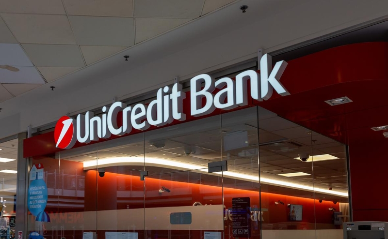 UniСredit решил отказаться от «антиискового запрета» на суды в России